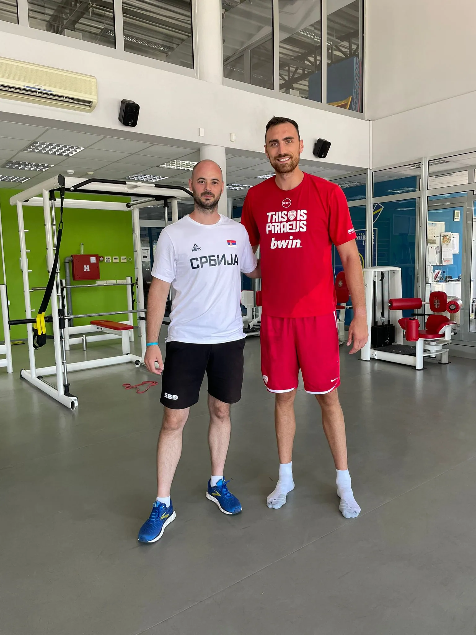 Tall athlete training session